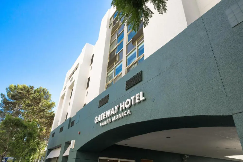 Gateway Hotel Santa Monica hotel hero