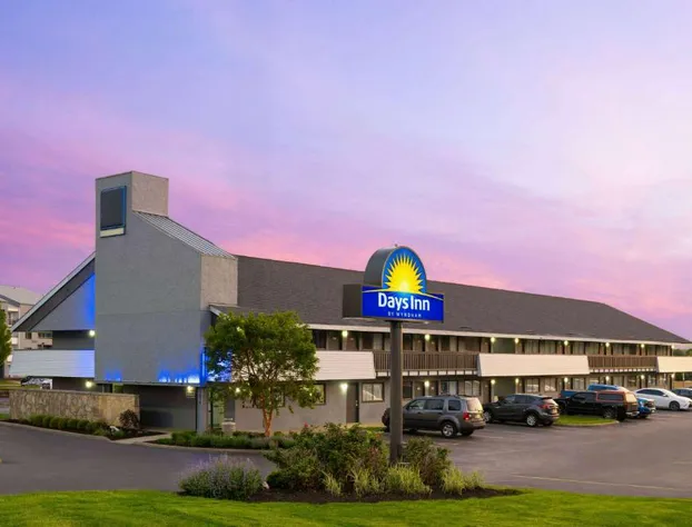 Days Inn by Wyndham Columbus/Worthington hotel detail image 1