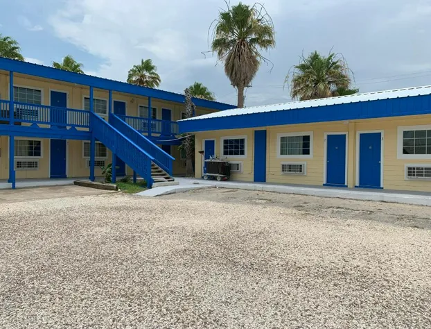 American Inn And Suites hotel detail image 2