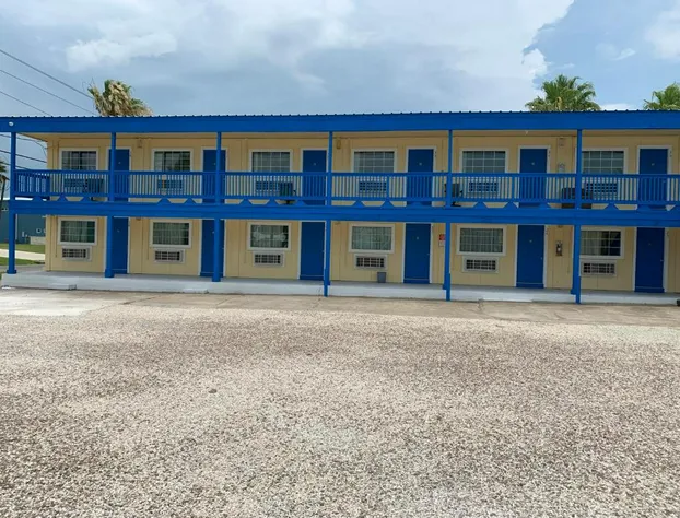 American Inn And Suites hotel detail image 3