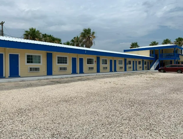 American Inn And Suites hotel detail image 4