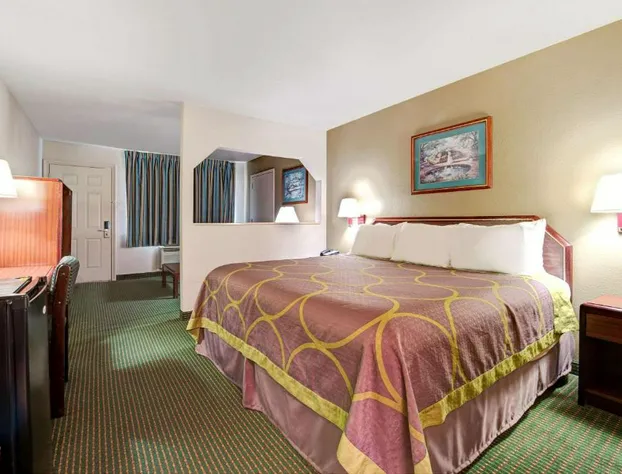 Super 8 by Wyndham Richardson Dallas hotel detail image 3