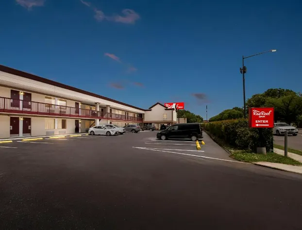 Red Roof Inn Washington, DC hotel detail image 4