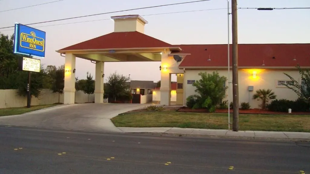 Winnquest Inn Near Ft. Sam Houston hotel hero