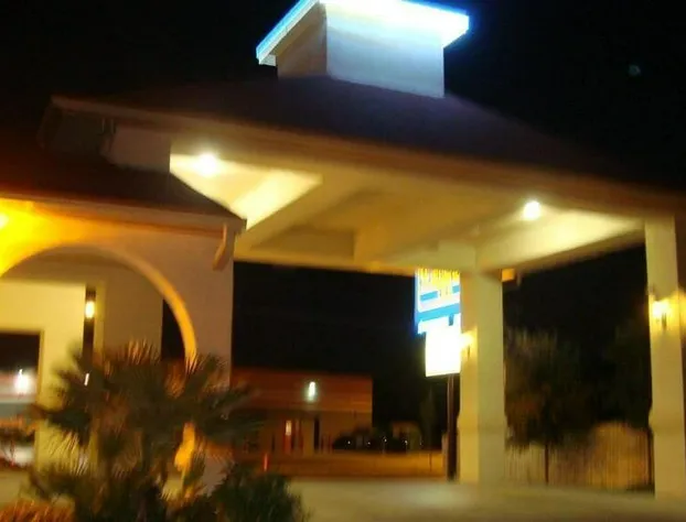 Winnquest Inn Near Ft. Sam Houston hotel detail image 3