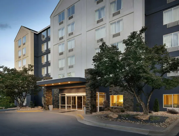 Fairfield Inn & Suites by Marriott Atlanta Vinings/Galleria hotel detail image 2