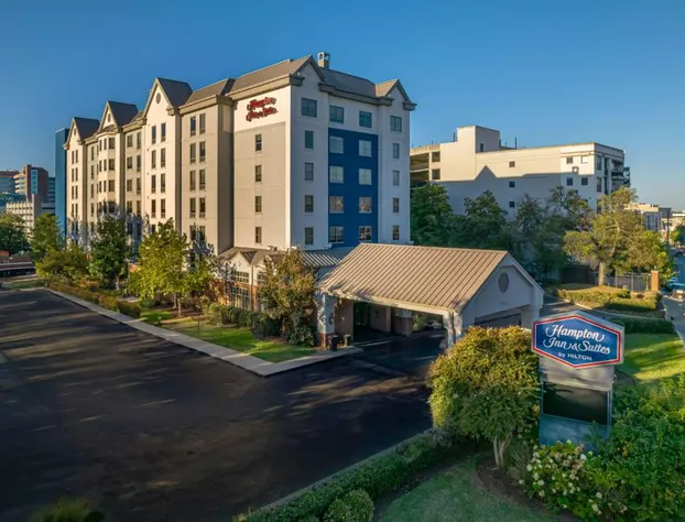 Hampton Inn & Suites Nashville-Vanderbilt-Elliston Place hotel detail image 1