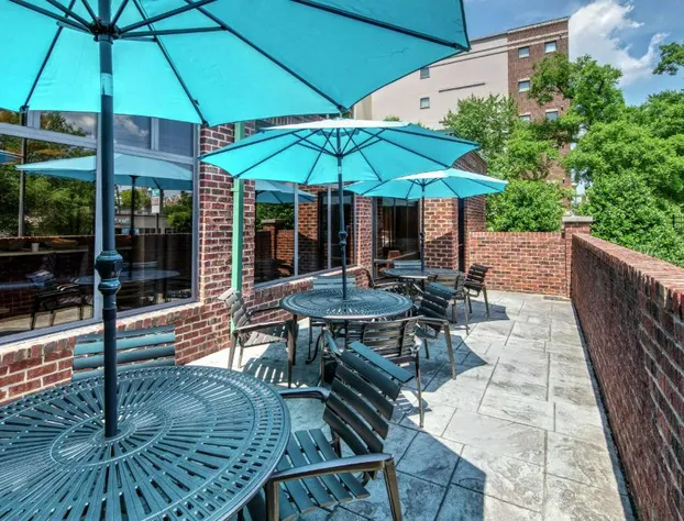 Hampton Inn & Suites Nashville-Vanderbilt-Elliston Place hotel detail image 2