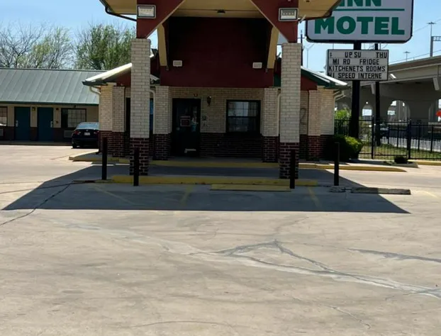 Country Inn Motel hotel detail image 1