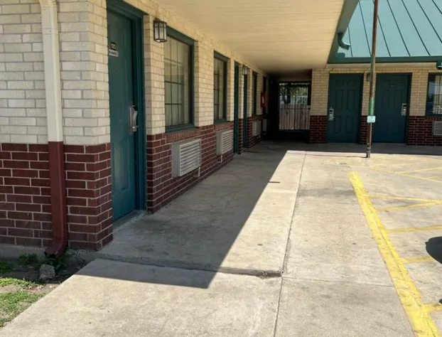 Country Inn Motel hotel detail image 4