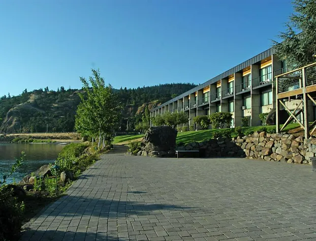 Best Western Plus Hood River Inn hotel detail image 2
