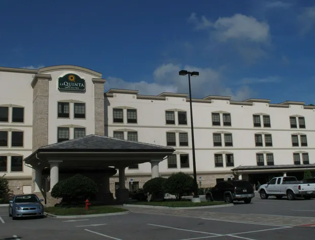 La Quinta Inn & Suites by Wyndham Port Orange / Daytona hotel detail image 1