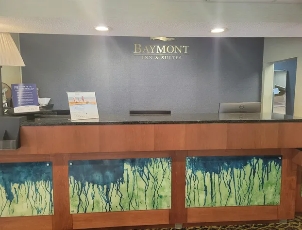 Baymont by Wyndham Thornton hotel detail image 1