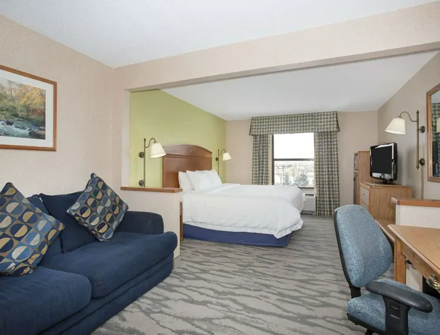 Baymont by Wyndham Thornton hotel detail image 2