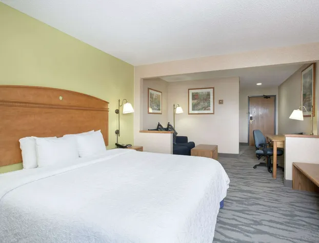 Baymont by Wyndham Thornton hotel detail image 4