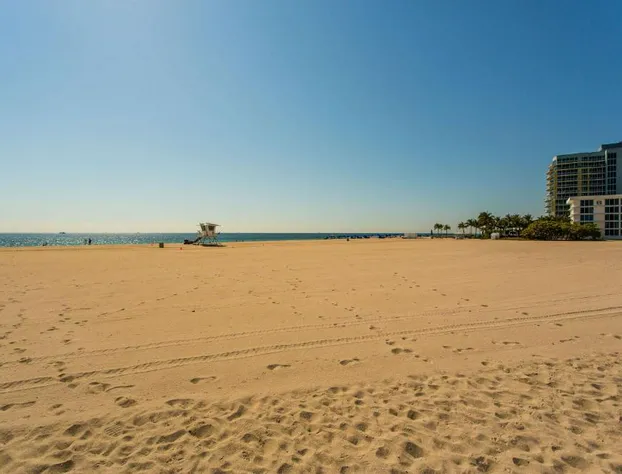 Best Western Plus Oceanside Inn hotel detail image 2