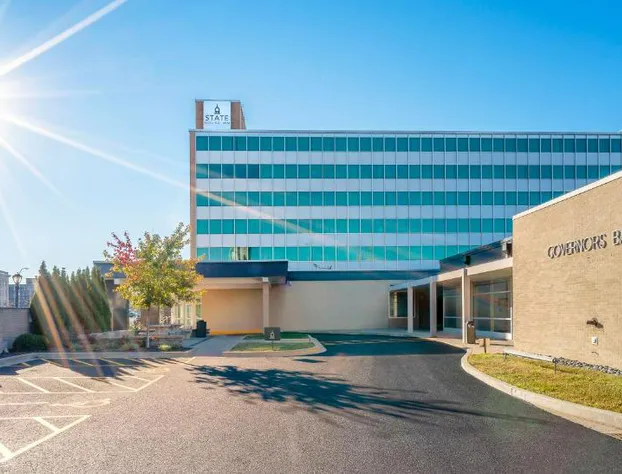 State House Inn, Trademark Collection by Wyndham hotel detail image 1