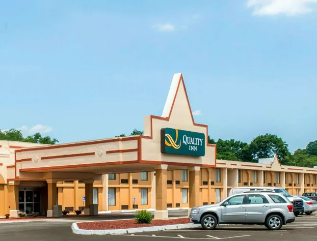 Quality Inn New Kensington hotel detail image 1