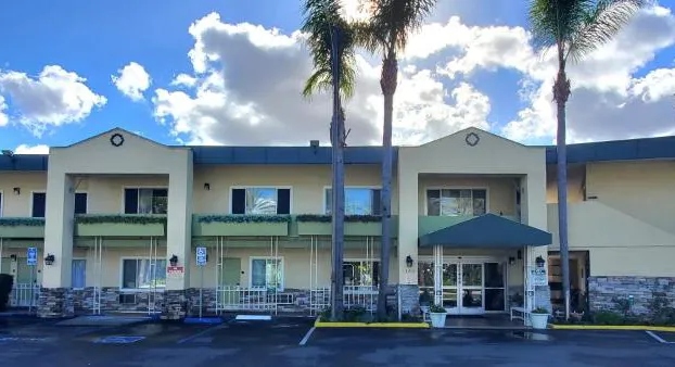 Quality Inn & Suites Anaheim At The Park hotel detail image 1