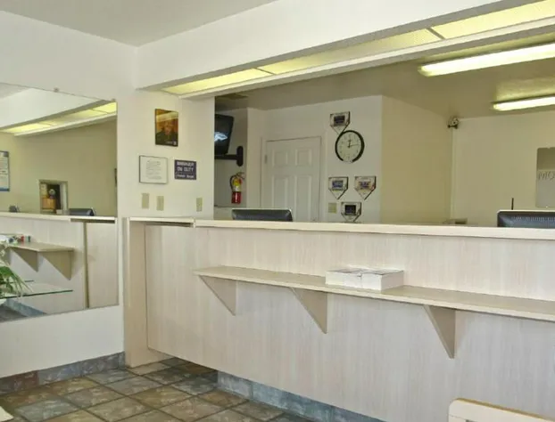 Motel 6 Pensacola, FL - Airport West hotel detail image 4