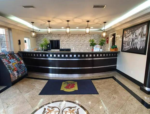 Super 8 by Wyndham Cypress Buena Park Area hotel detail image 2