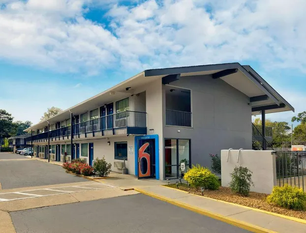 Motel 6 Columbus, GA hotel detail image 4