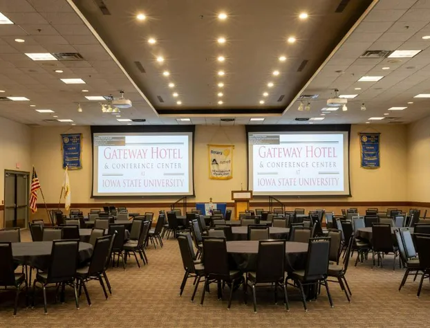 Gateway Hotel and Conference Center at Iowa State University hotel detail image 4