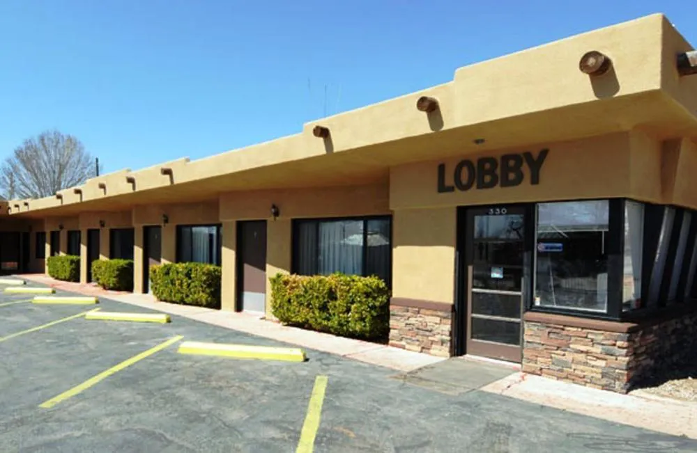 Redrock Country Inn hotel hero