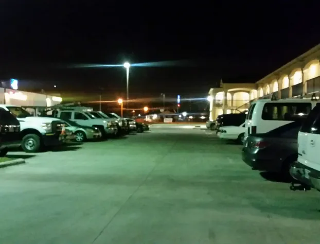 Crossroads Inn & Suites hotel detail image 2