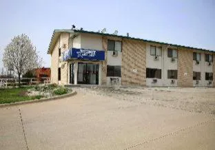 Americas Best Value Inn East Peoria hotel detail image 2