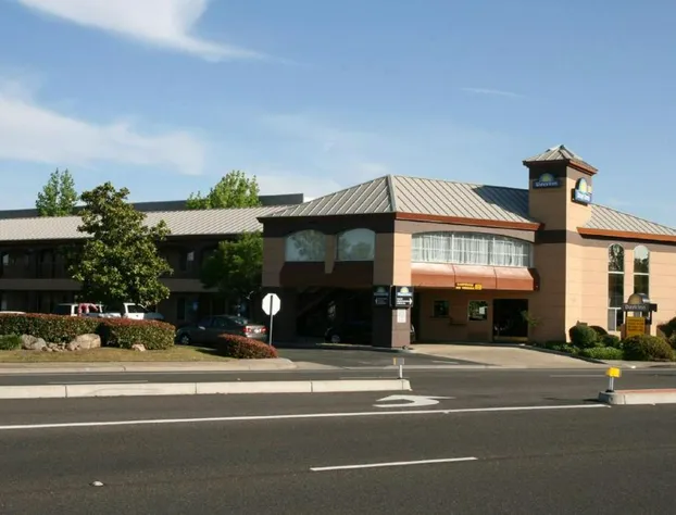 Days Inn by Wyndham Rocklin/Sacramento hotel detail image 2