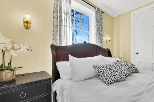 Valley House Inn hotel detail image 3