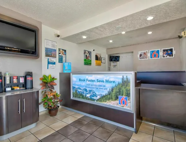 Motel 6 Santa Fe hotel detail image 2