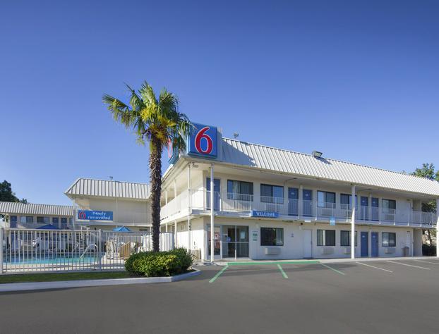 Motel 6 Woodland, CA – Sacramento Airport hotel detail image 2