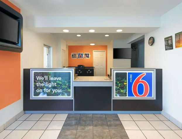 Motel 6 Woodland, CA – Sacramento Airport hotel detail image 3