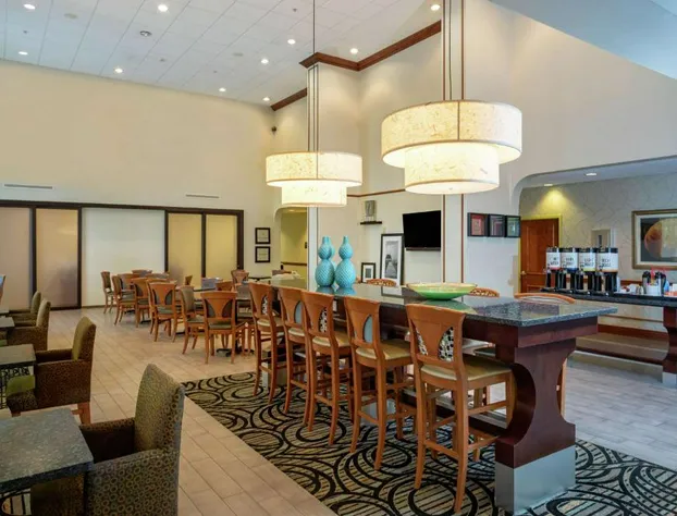 Hampton Inn & Suites Ft. Pierce hotel detail image 3