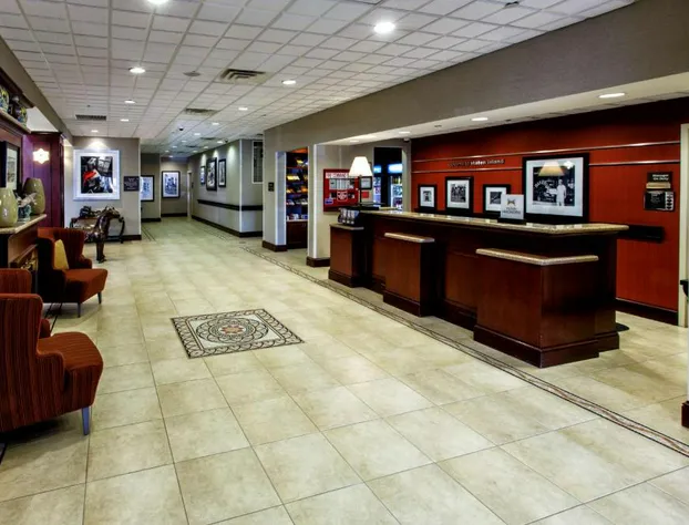 Hampton Inn & Suites Staten Island hotel detail image 4