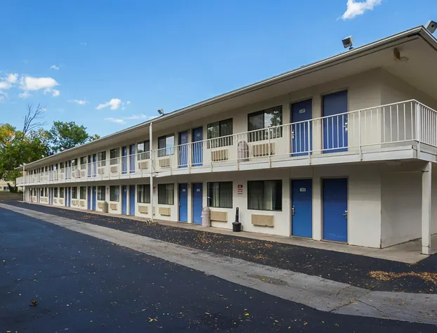 Motel 6 Rochester, MN hotel detail image 2