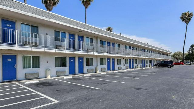 Motel 6 Pleasanton, CA hotel detail image 3