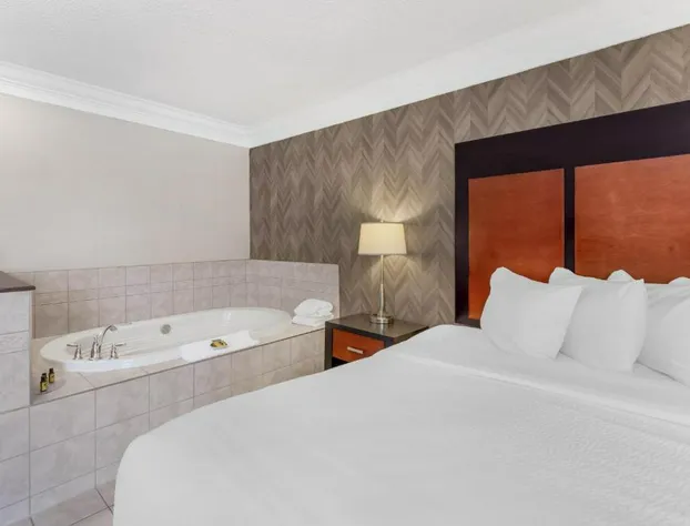 Best Western Plus Otonabee Inn hotel detail image 3