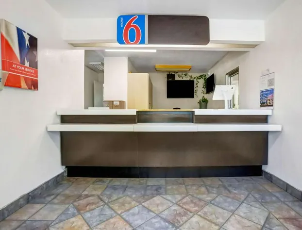 Motel 6 Red Bluff, CA hotel detail image 4