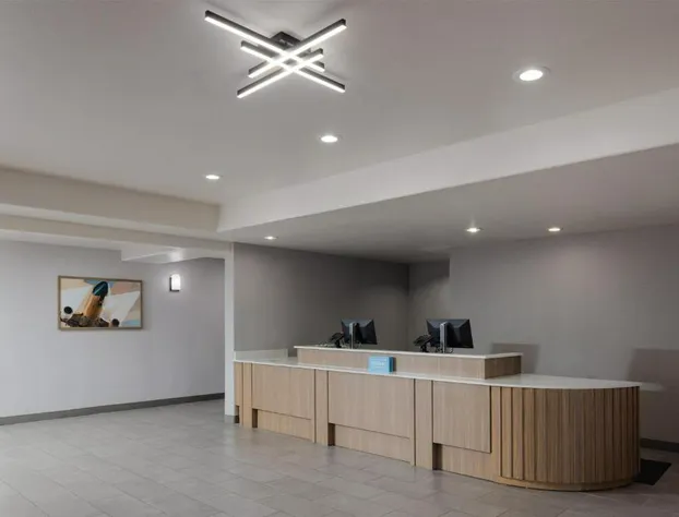 Hampton Inn & Suites Palmdale hotel detail image 1