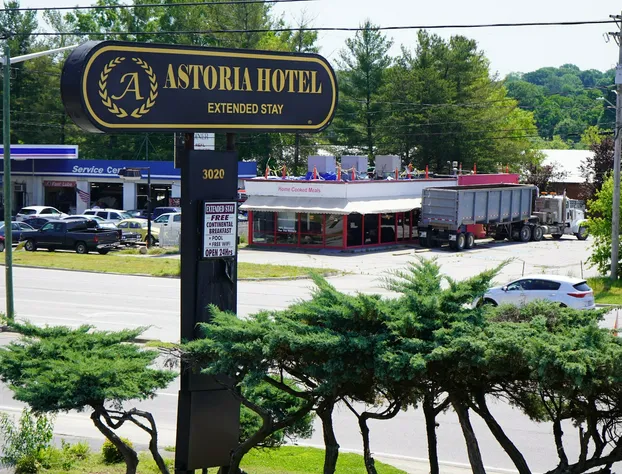 Astoria West hotel detail image 1