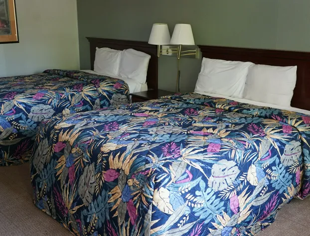 Astoria West hotel detail image 4