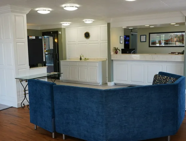 Astoria West hotel detail image 3