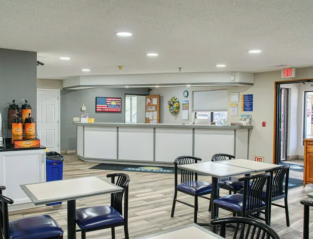 Days Inn by Wyndham Sturgis hotel detail image 4