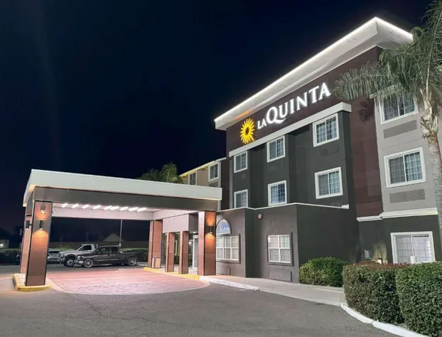 La Quinta Inn & Suites by Wyndham Tulare hotel detail image 2