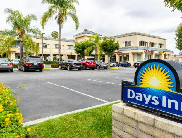 Days Inn & Suites by Wyndham Artesia hotel detail image 2