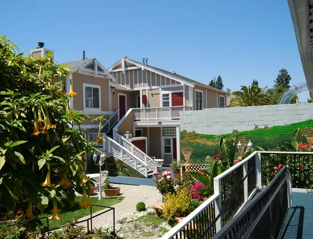 Rose Garden Inn hotel detail image 1