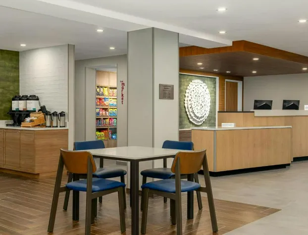 Fairfield by Marriott Inn & Suites Clinton hotel detail image 3